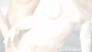 شاهد كيف ثلاث نساء يستمني على الأريكة