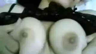 مراهقة مسلم تنتاك