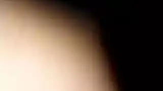 في حالة سكر وقحة مص والداعر في الأماكن العامة.