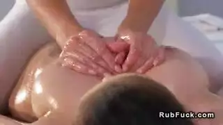 سشخ