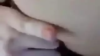 تضرب سبعه ونص وابنها يصورها ويلعب