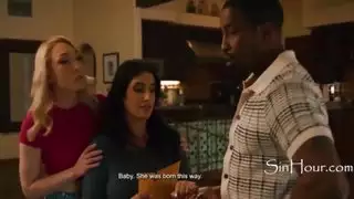 لن يكون من السهل طلاق بي بي سي لتكون دايك، إيزيا ماكسويل، سارة عربي، ليلي لابو