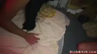 قرنية بشكل لا يصدق العربية والمسلمة الفرنسية أول مرة بيوت الدعارة الأفغانية