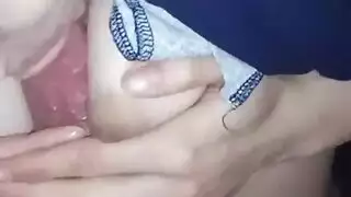 اختي اجبرتني اقضف في الملعقه لتشرب القذف