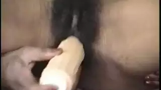 فرخ أسود مشعر الحصول على استغل من قبل المتأنق العربي